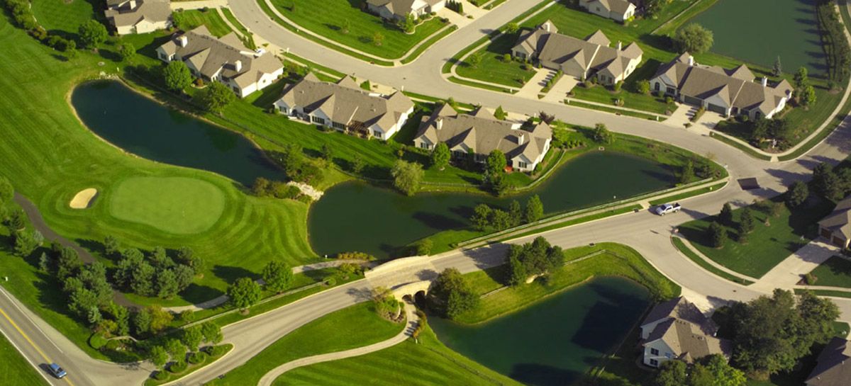 Aerial view of Pipestone golf course.